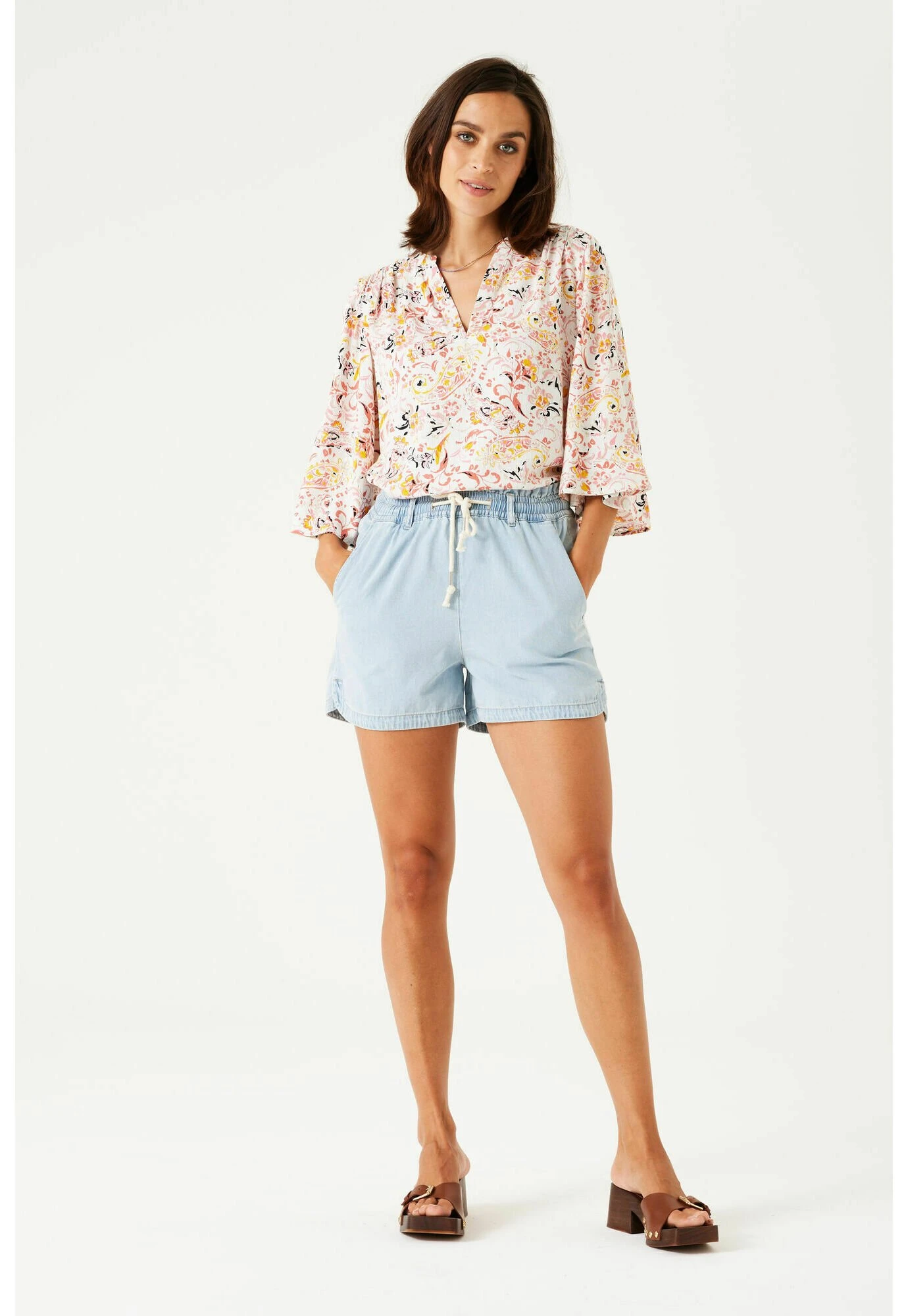 Garcia Jeansshort - Morning Blue 3 Garcia Jeansshort - Morning Blue