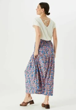 Garcia T-Shirt Print - Off White 9 Garcia T-Shirt Print - Off White -Clothing 10f835ed7ffa4099bdcbb93cb6879017