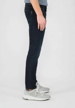 Garcia Jeans Tapered Fit - Dark Used 9 Garcia Jeans Tapered Fit - Dark Used -Clothing 1384b0b41e884b3da8090544c71afc19