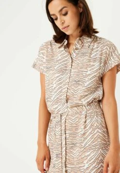 Garcia Blousejurk - Sesame 9 Garcia Blousejurk - Sesame -Clothing 14803db4e056453abf730663cfee536e