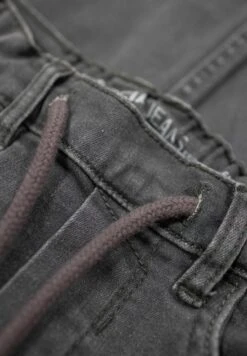 Garcia Xeno- Straight Leg Jeans - Medium Used 7 Garcia Xeno- Straight Leg Jeans - Medium Used -Clothing 1eda967e1d7043dd871bad6ca612ba8b