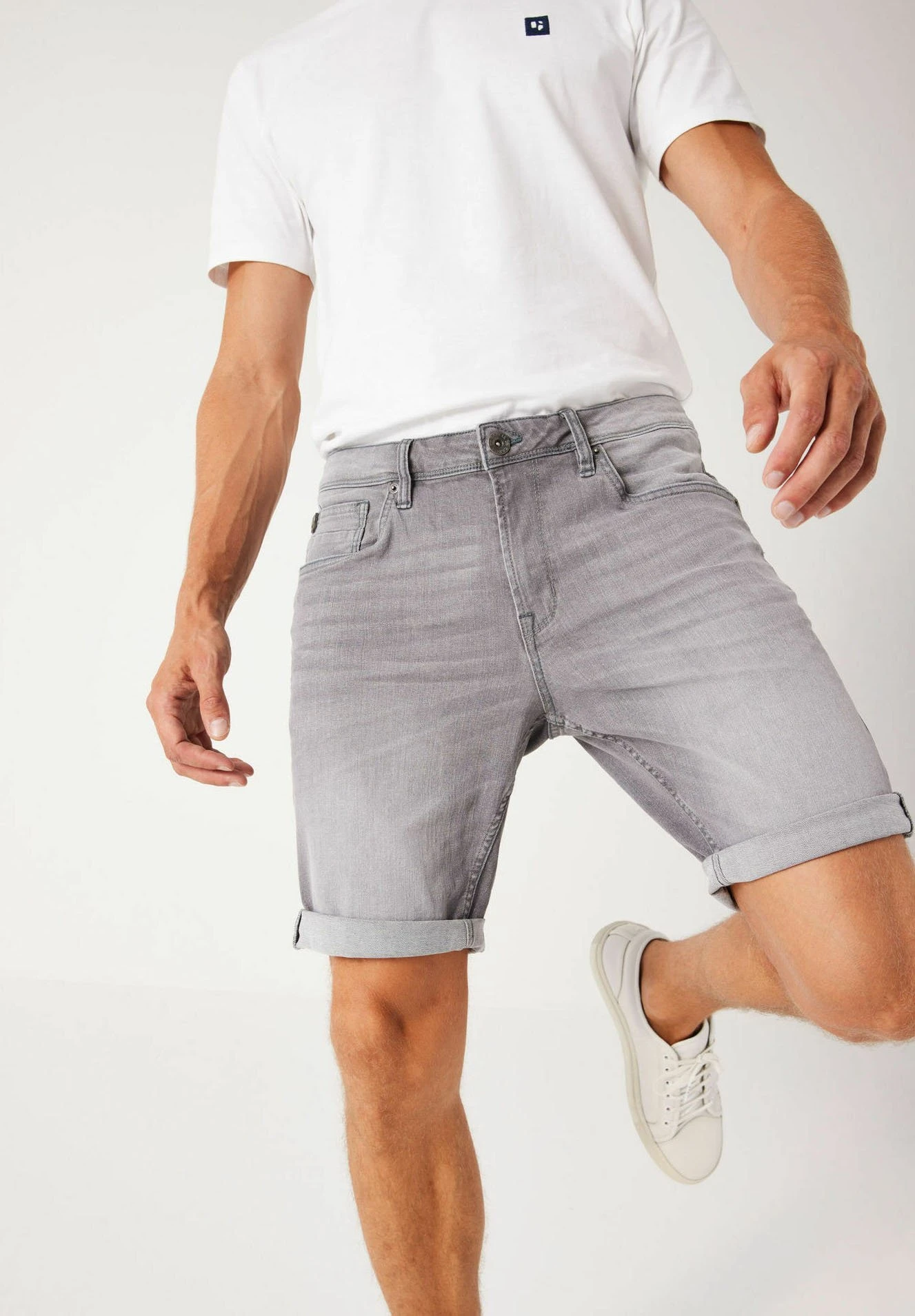 Garcia 615 Russo- Jeansshort - Medium Used 3 Garcia 615 Russo- Jeansshort - Medium Used