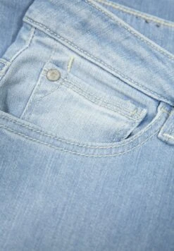 Garcia Bootcut Jeans - Light Used 9 Garcia Bootcut Jeans - Light Used -Clothing 2505271bbd314ed896d10897a8aaeed5