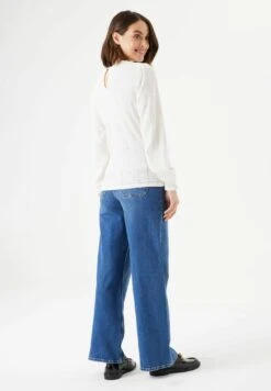 Garcia Longsleeve - Blouse - Off White 9 Garcia Longsleeve - Blouse - Off White -Clothing 41cc536cf56e49f78cb8191891b05003