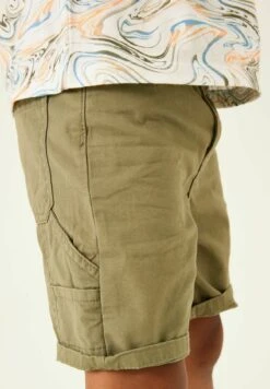Garcia Shorts - Green Summer