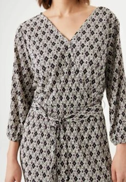 Garcia With Print - Jurk - Soft Kit 10 Garcia With Print - Jurk - Soft Kit -Clothing 4afa37d789414e85af39c9f3c489e2da