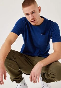 Garcia Rundhals- T-Shirt Basic - Uni 10 Garcia Rundhals- T-Shirt Basic - Uni -Clothing 4e5d7751998840df8db942ba48f185dc