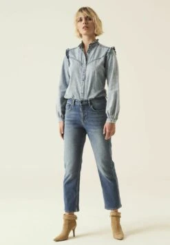 Garcia 295 Luisa - Straight Leg Jeans - Medium Used