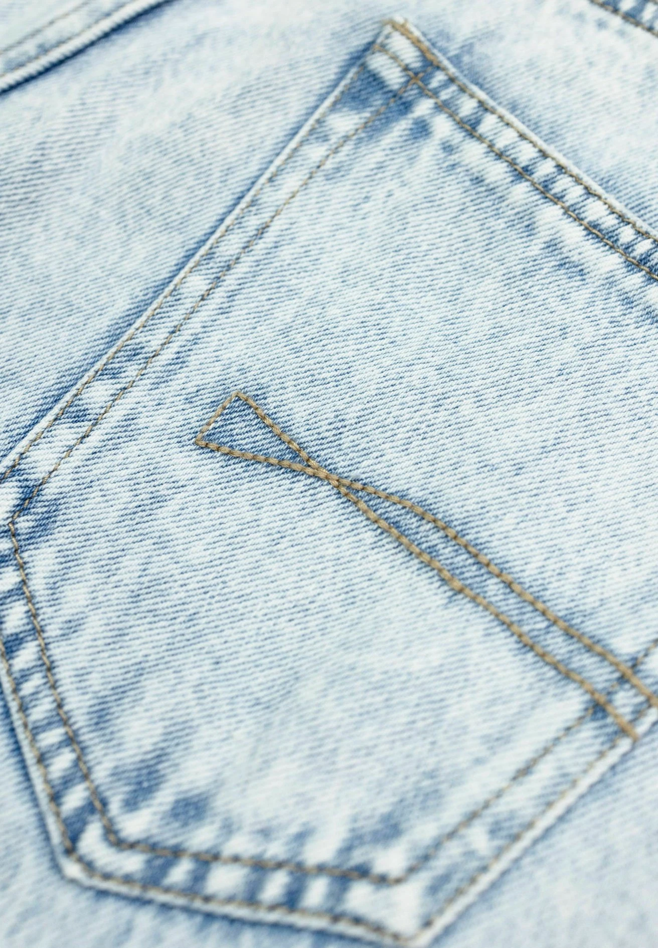 Garcia Straight Leg Jeans - Light Used 5 Garcia Straight Leg Jeans - Light Used - Afbeelding 3