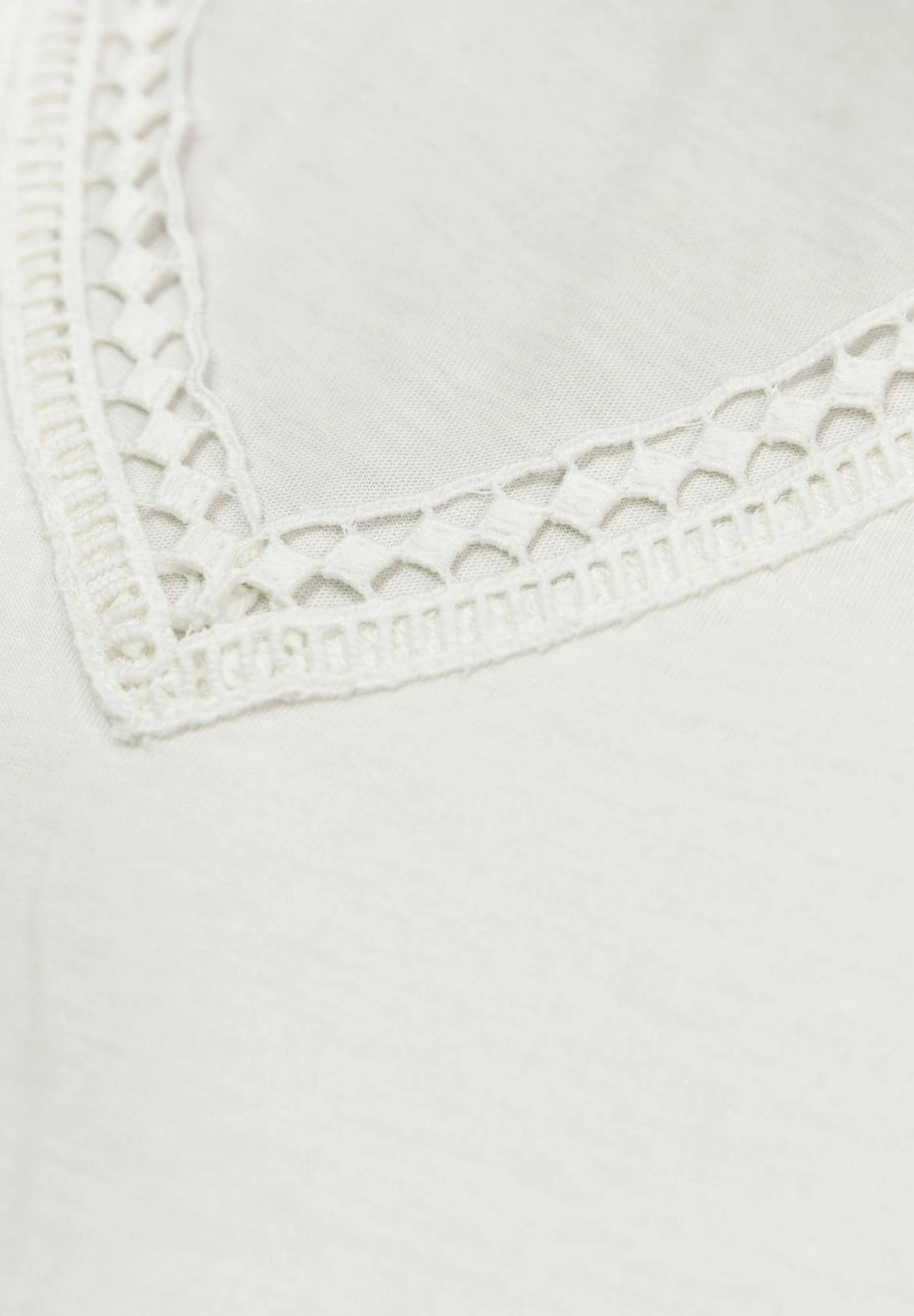 Garcia T-Shirt Basic - Off White 4 Garcia T-Shirt Basic - Off White - Afbeelding 2