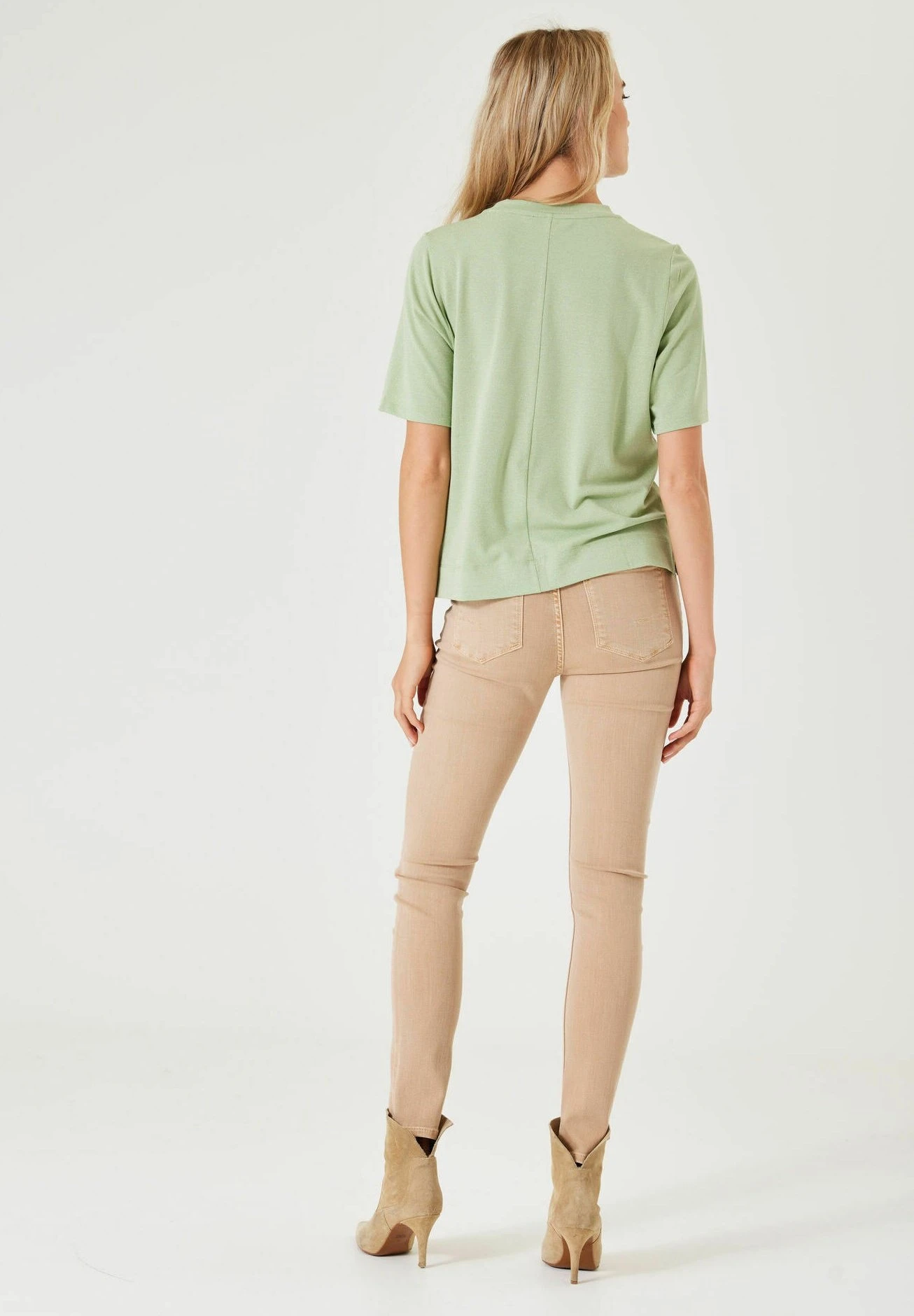 Garcia With Glitter - T-Shirt Basic - Smoke Green 6 Garcia With Glitter - T-Shirt Basic - Smoke Green - Afbeelding 4