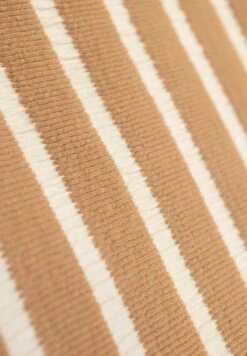 Garcia Longsleeve - Longsleeve - Sandy Desert 7 Garcia Longsleeve - Longsleeve - Sandy Desert -Clothing 6acb80e4aa804ae185710b1da66f7f84