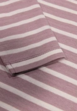 Garcia Longsleeve - Shadow Mauve -Clothing 70f42a5a458f46f0b2c4fd2f25b387b7