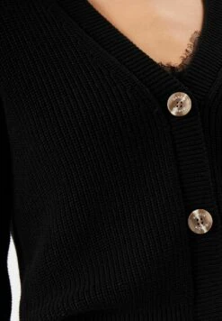 Garcia Vest - Black -Clothing 759c911aa23d43e099247c8e5d1de2fd