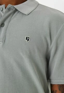 Garcia Poloshirt - Cement 10 Garcia Poloshirt - Cement -Clothing 76edae7ebfd944c6aaa4f5ac04e6e1a2