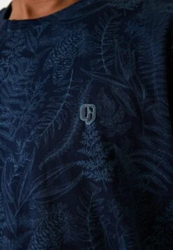 Garcia T-Shirt Print - Dark Moon -Clothing 79190fc572de4985acf8a50a0740d1c7