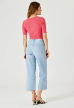 Garcia T-Shirt Basic - Rouge Red -Clothing 793d90b2c2994711a0f7719b79d0e40a