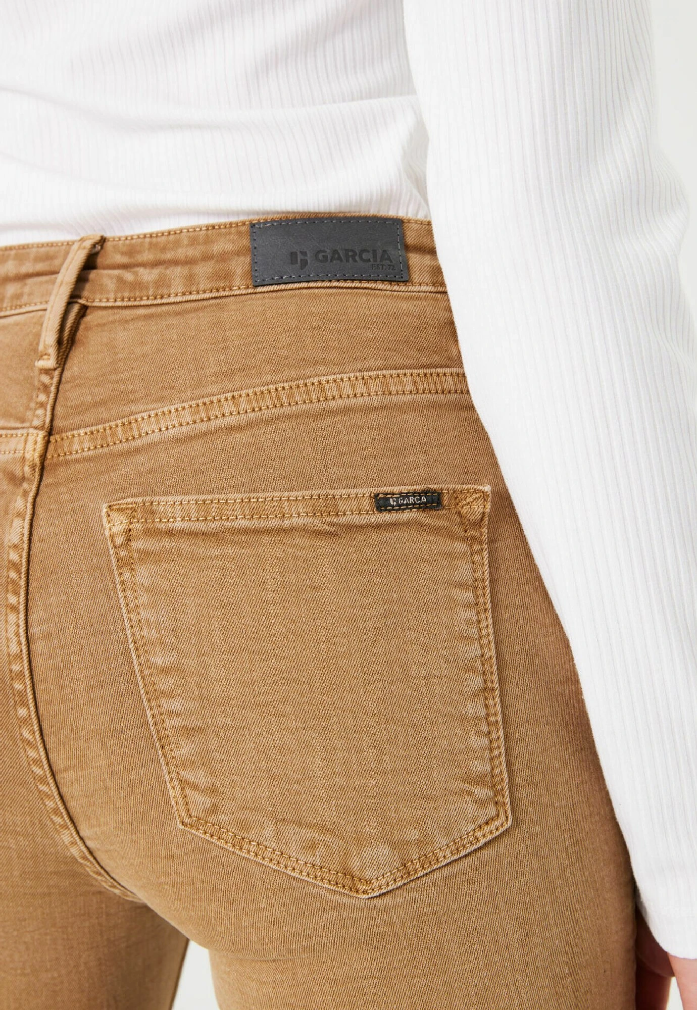 Garcia Celia Super- Bootcut Jeans - Golden Brown 6 Garcia Celia Super- Bootcut Jeans - Golden Brown - Afbeelding 4