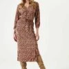 Garcia With Print - Jurk - Golden Brown 1 Garcia With Print - Jurk - Golden Brown -Clothing 902e6d7f59a2460d80f13e2a391d9e1d
