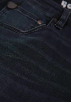 Garcia Jeans Tapered Fit - Dark Used 11 Garcia Jeans Tapered Fit - Dark Used -Clothing 9dfb2e28d6674f82b9752a327f236612