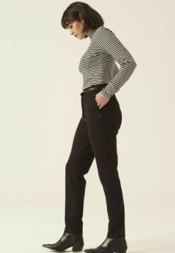 Garcia Broek - Black 9 Garcia Broek - Black -Clothing ac0dff1bfa134eb3ba479fa90b54bdbe