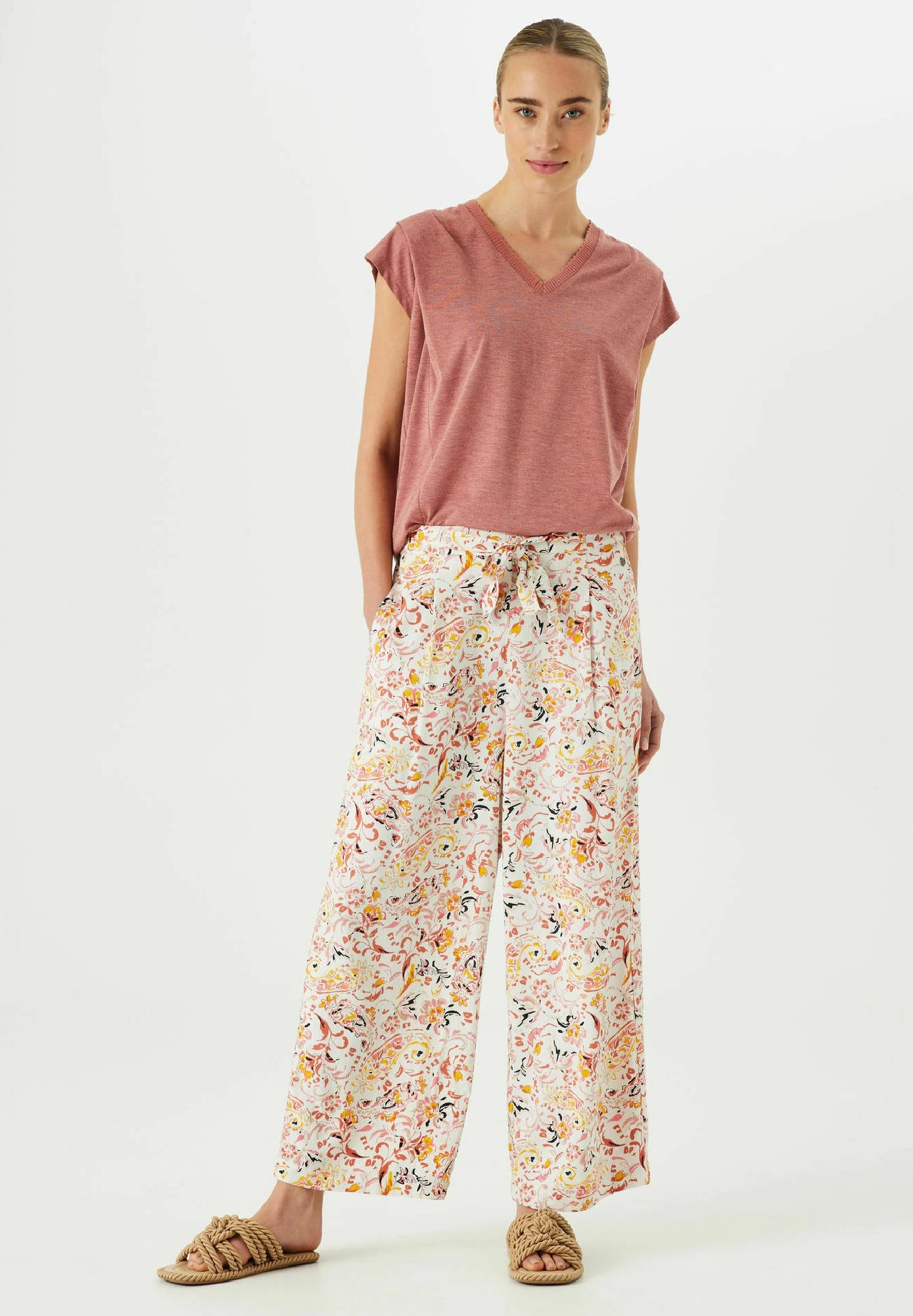 Garcia T-Shirt Basic - Canyon Rose 4 Garcia T-Shirt Basic - Canyon Rose - Afbeelding 2