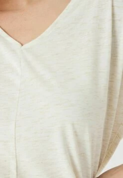 Garcia T-Shirt Print - Off White 10 Garcia T-Shirt Print - Off White -Clothing b84e161dee8449f6be518c47b0a5b29b