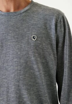 Garcia Longsleeve - Kit 9 Garcia Longsleeve - Kit -Clothing be3b61320fa948e6b8e837ad07d959ed