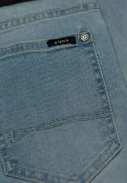 Garcia Xandro 320 Super Bleached - Slim Fit Jeans - Bleached 7 Garcia Xandro 320 Super Bleached - Slim Fit Jeans - Bleached -Clothing c7fcdfcbd5a242b6b4f82dbddf8d141c