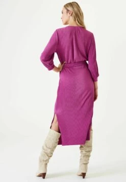 Voorkant -Clothing d12d17fe25b74ca081d9effd18e9c308