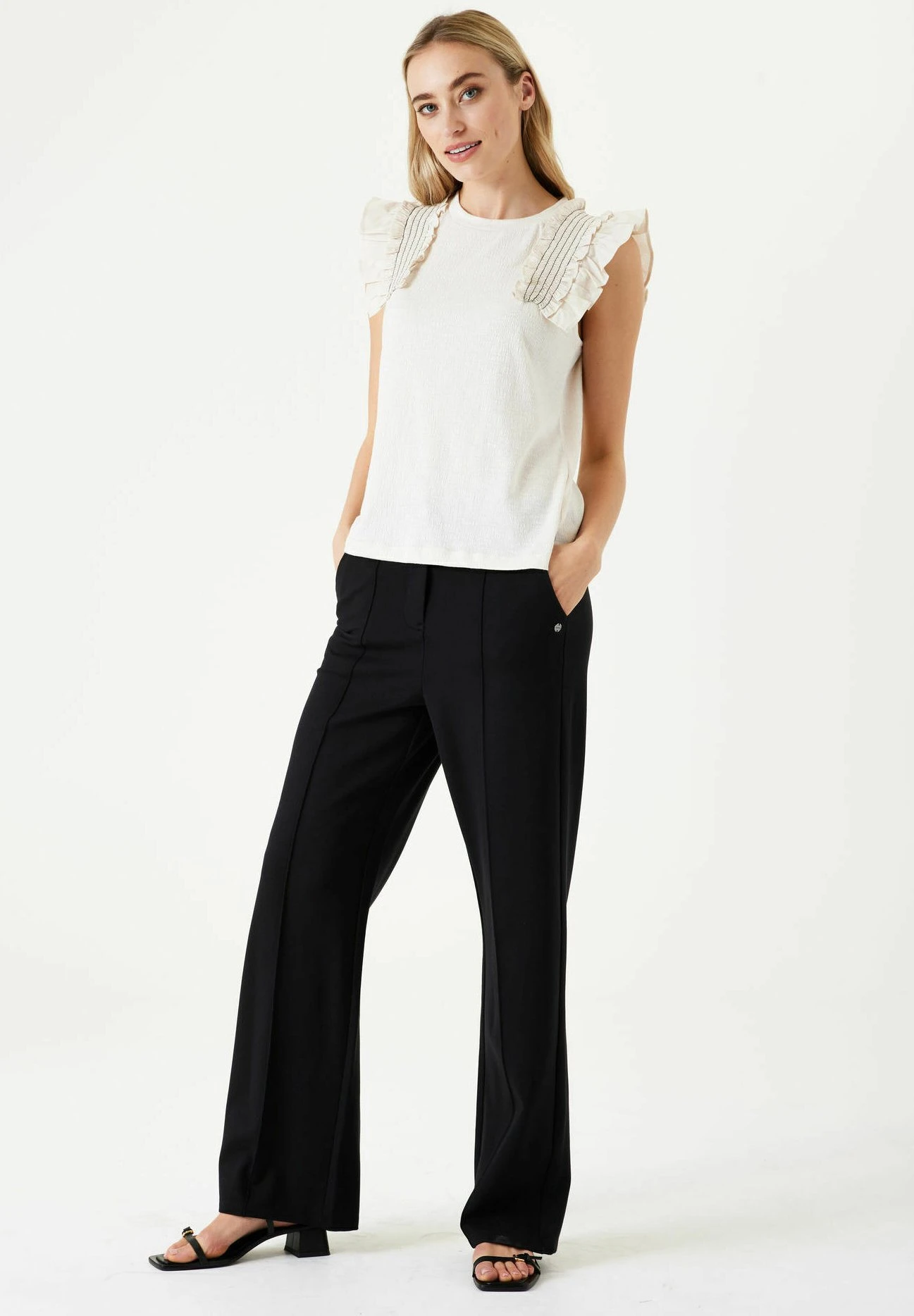 Garcia Broek - Black 4 Garcia Broek - Black - Afbeelding 2