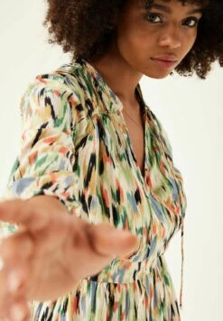 Garcia Coloured - Jurk - Multi Coloured 10 Garcia Coloured - Jurk - Multi Coloured -Clothing ef096d0d689f42e4843c370ac684977f