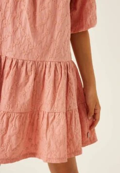 Garcia Jurk - Peach Cloud